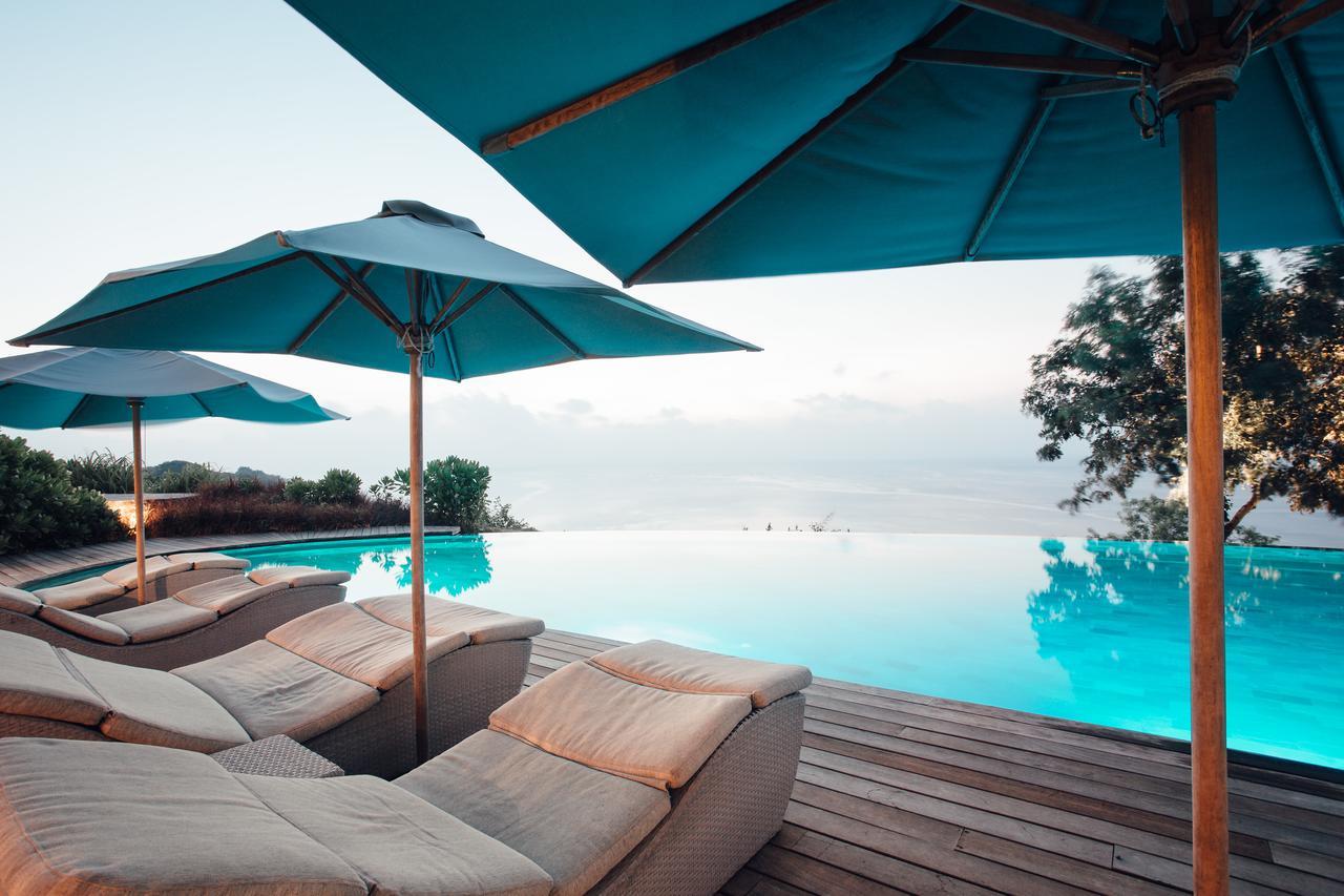 Suarga Padang Padang Uluwatu