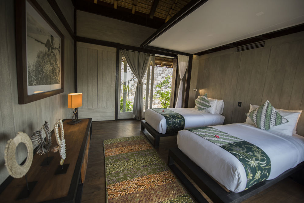 Resort Suarga Padang Padang 5*