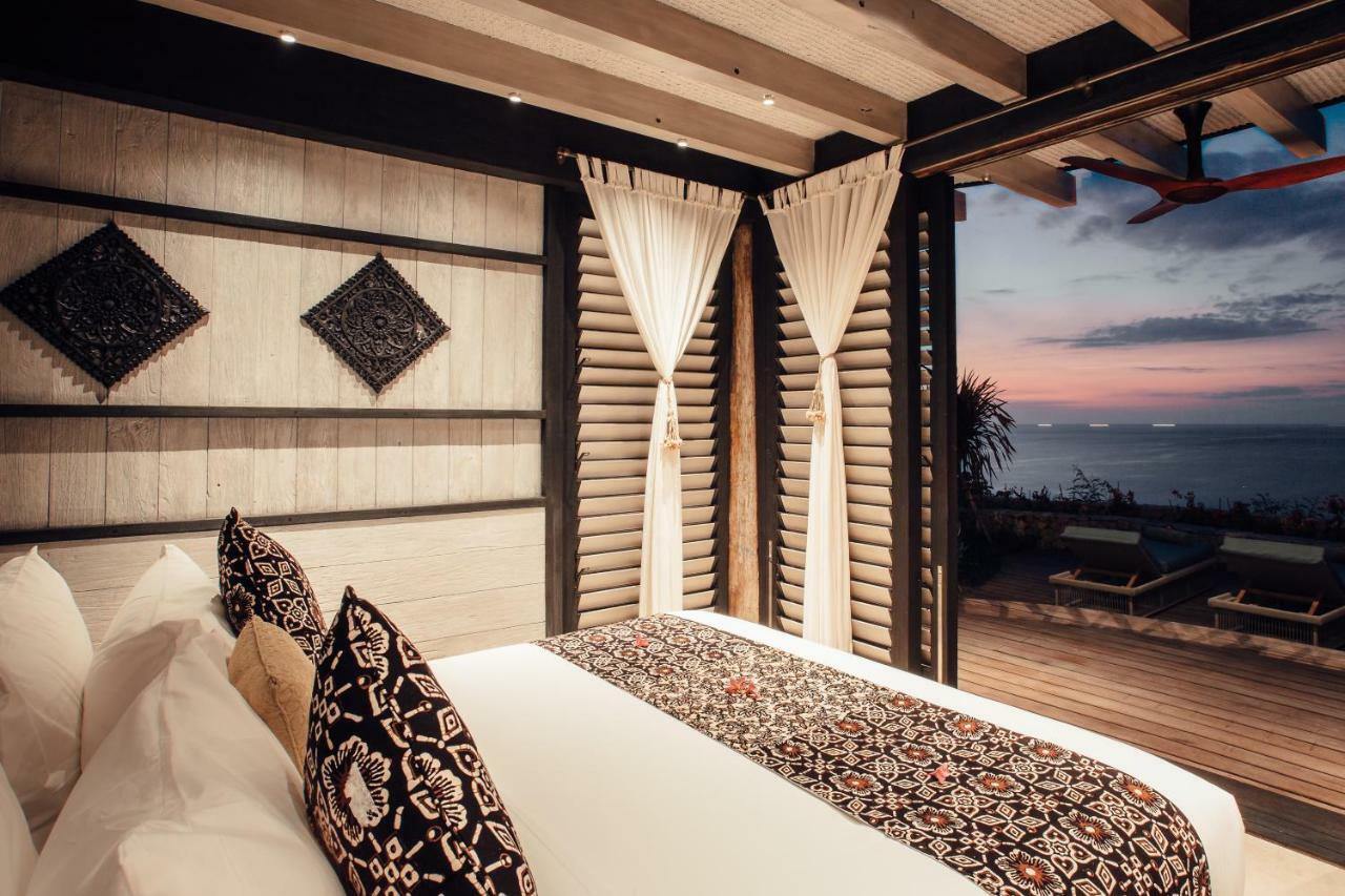 Suarga Padang Padang Uluwatu